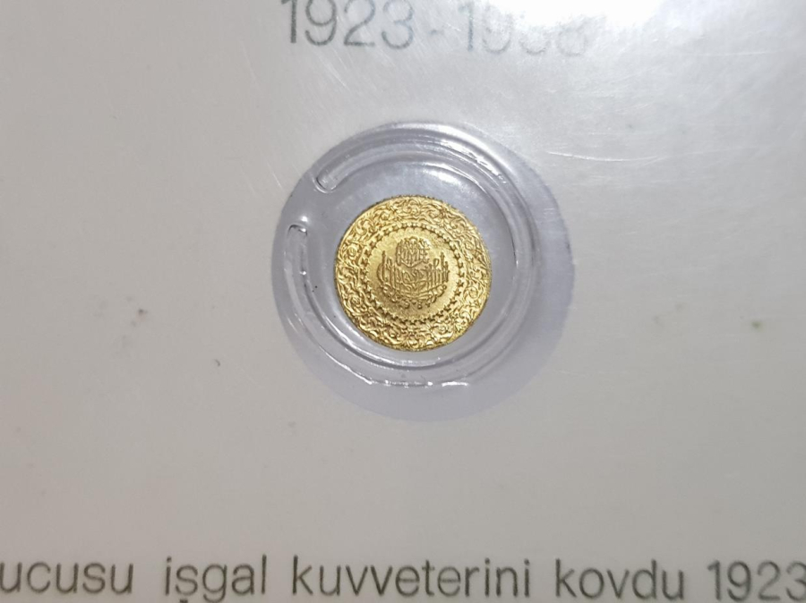 1984 ORJİNAL FÖYÜNDE MUSTAFA KEMAL ATATÜRK TEMALI ALTIN KAPLAMA HATIRA PARA
