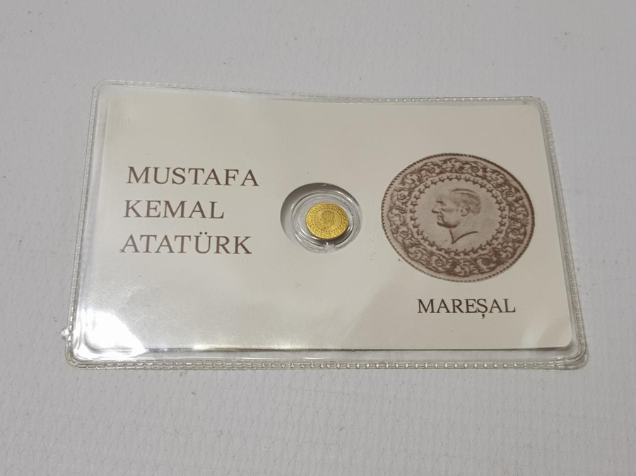 1984 ORJİNAL FÖYÜNDE MUSTAFA KEMAL ATATÜRK TEMALI ALTIN KAPLAMA HATIRA PARA