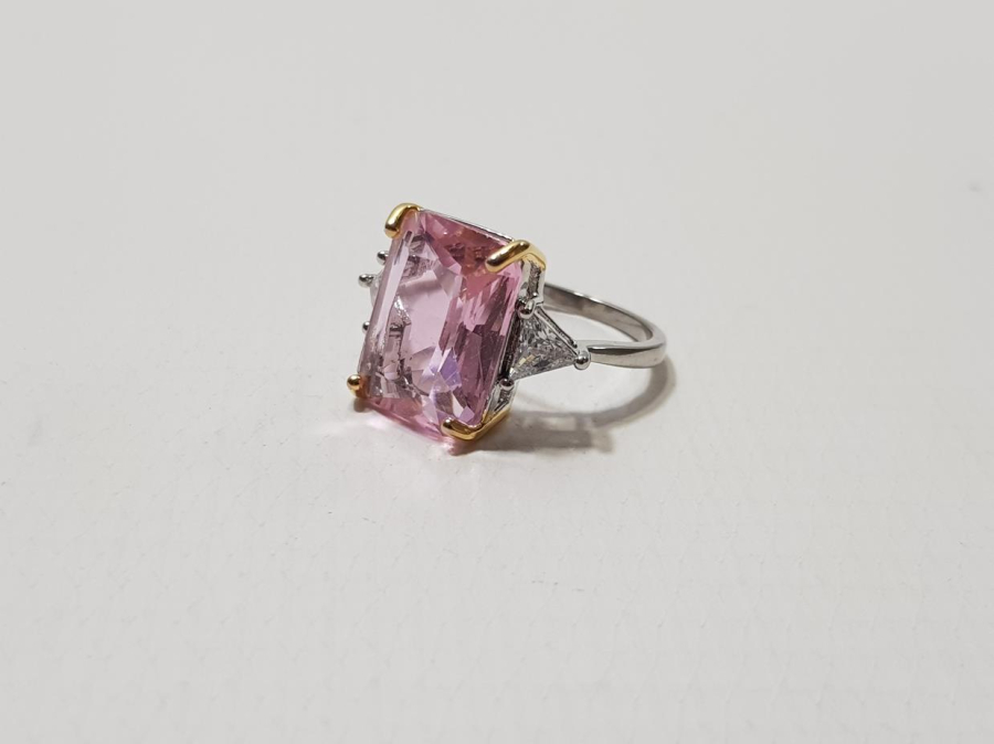 PEMBE ZİRKON TAŞLI BİJUTERİ YÜZÜK 