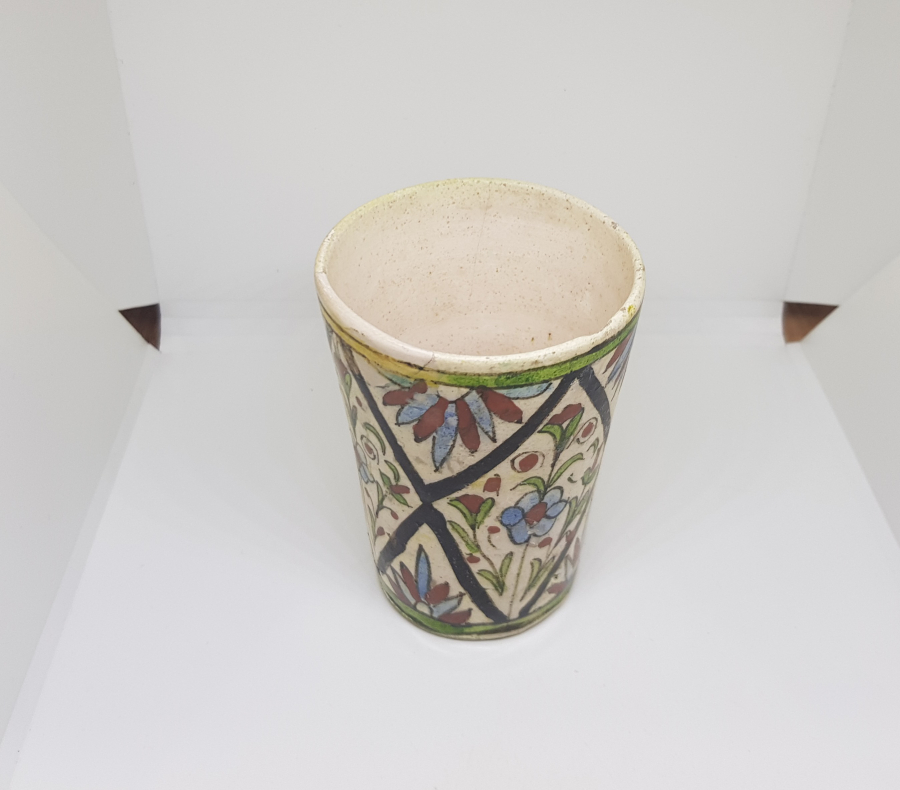 NADİR RENKTE OSMANLI DÖNEMİ İZNİK BARDAK