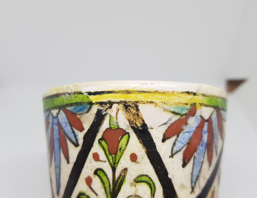 NADİR RENKTE OSMANLI DÖNEMİ İZNİK BARDAK