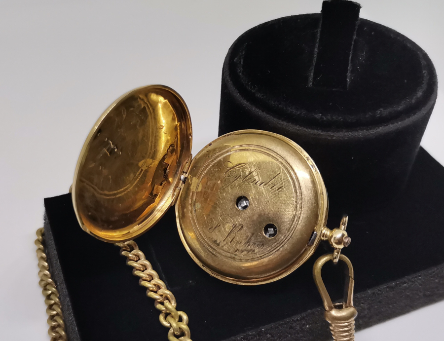 OSMANLI DÖNEMİ ORJİNAL KÖSTEĞİ İLE ALTIN CEP SAATİ