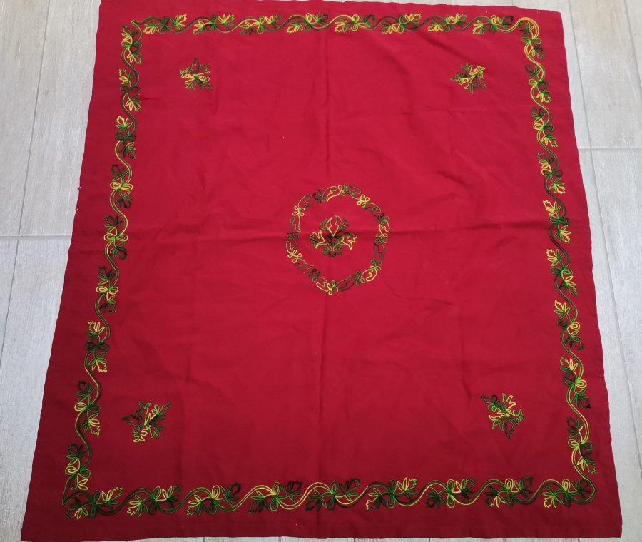 OSMANLI DÖNEMİ SUZANİ İŞÇİLİKLİ İPEKLİ BOHÇA