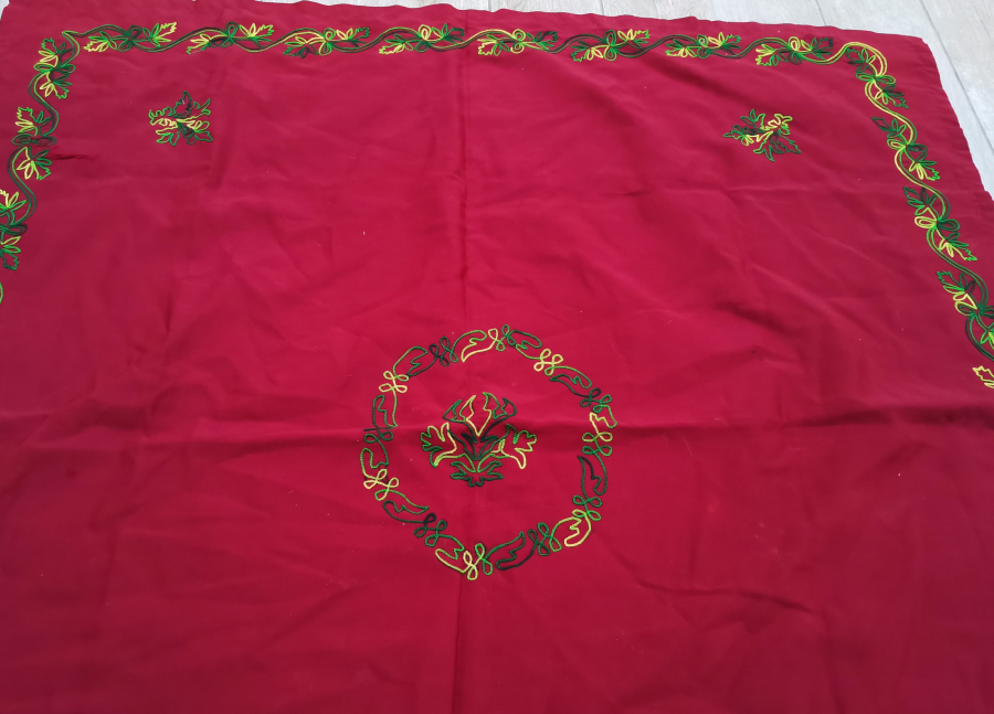 OSMANLI DÖNEMİ SUZANİ İŞÇİLİKLİ İPEKLİ BOHÇA