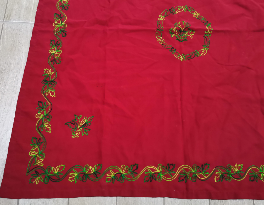 OSMANLI DÖNEMİ SUZANİ İŞÇİLİKLİ İPEKLİ BOHÇA