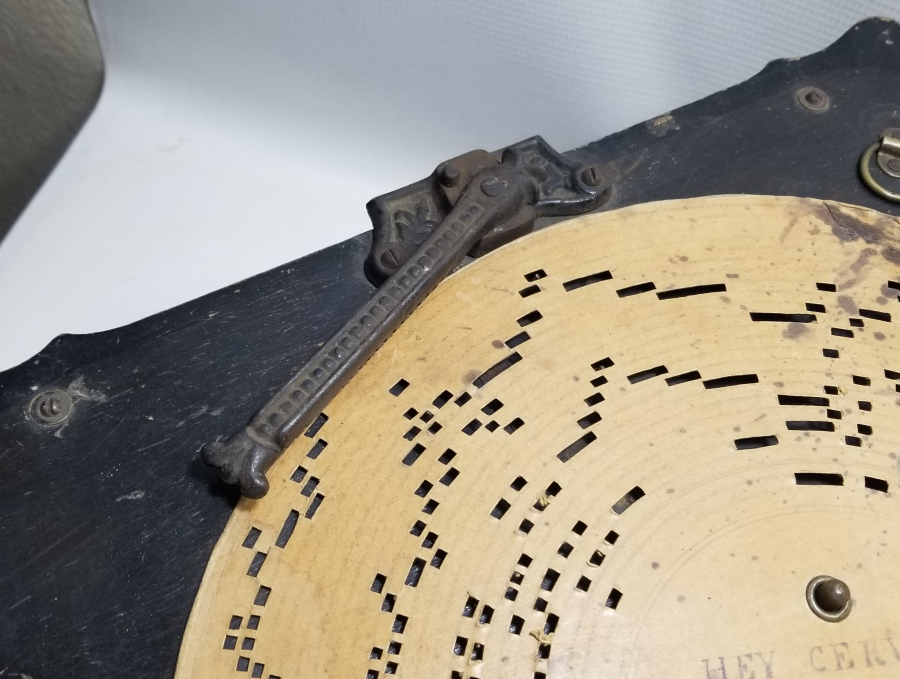 ÜZERLERİ OSMANLICA YAZILI PLAKLARIYLA ÇOK NADİR İLK DÖNEM FONOGRAF GRAMAFONU