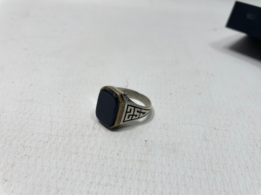 KABARTMA İŞÇİLİKLİ GÜMÜŞ YÜZÜK