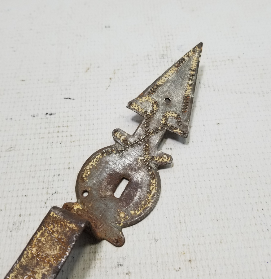 OSMANLI DÖNEMİ TEKKE İŞİ LALE FORMLU KAPI TUTMACI