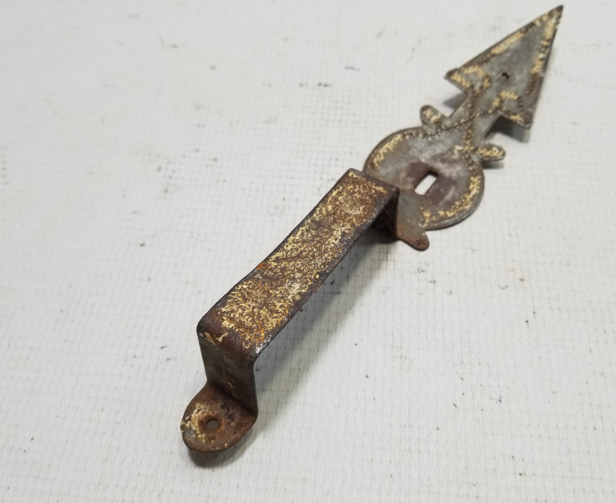 OSMANLI DÖNEMİ TEKKE İŞİ LALE FORMLU KAPI TUTMACI