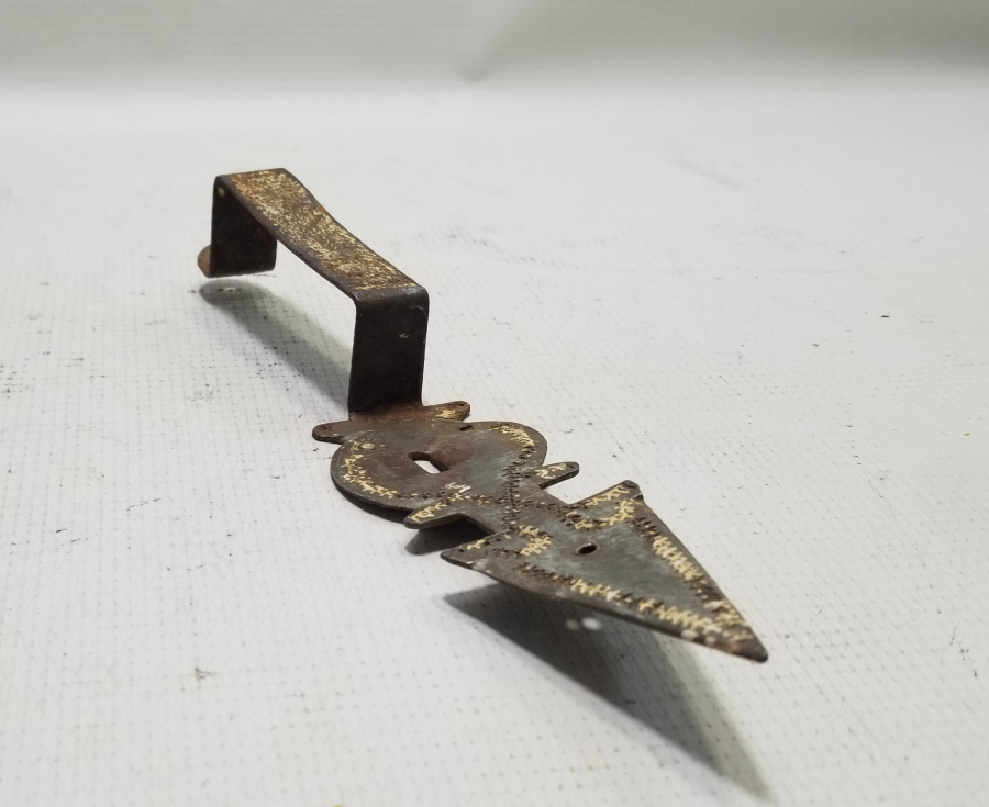 OSMANLI DÖNEMİ TEKKE İŞİ LALE FORMLU KAPI TUTMACI