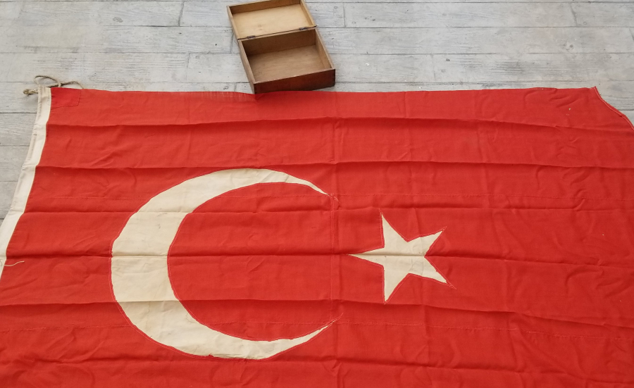 OSMANLI DÖNEMİ DEV BOYDA ORJİNAL KUTUSUNDA BAYRAK