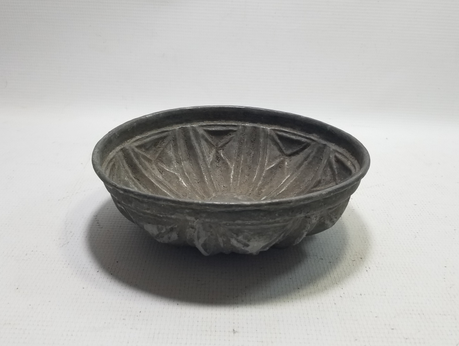 OSMANLI DÖNEMİ KABARTMA İŞÇİLİKLİ SELÇUKLU BAKIR HAMAM TASI