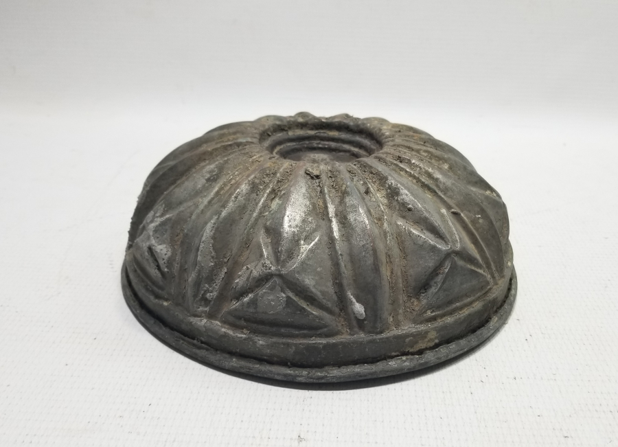 OSMANLI DÖNEMİ KABARTMA İŞÇİLİKLİ SELÇUKLU BAKIR HAMAM TASI