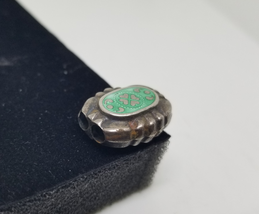 ÜZERİ KABARTMA İŞÇİLİKLİ OSMANLI DÖNEMİ GÜMÜŞ CEP SAATİ KÖSTEK SÜRGÜSÜ