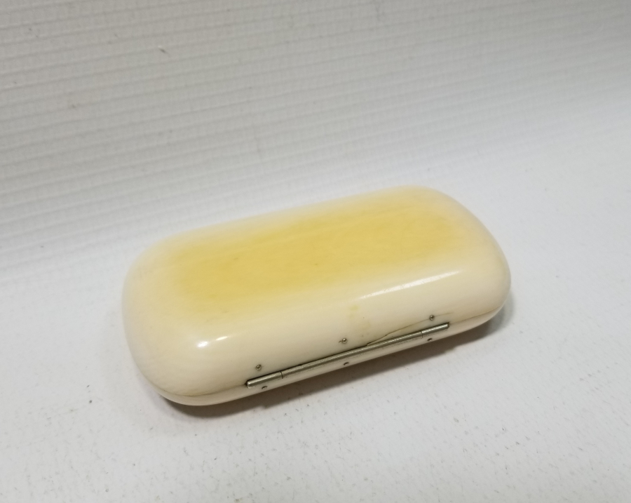 ÜZERİ KALEM İŞÇİLİKLİ OSMANLI DÖNEMİ NADİR FİLDİŞİ SİGARA TABAKASI