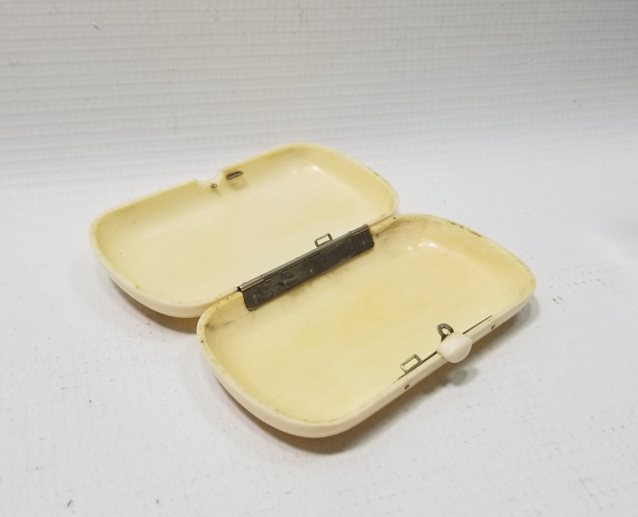 ÜZERİ KALEM İŞÇİLİKLİ OSMANLI DÖNEMİ NADİR FİLDİŞİ SİGARA TABAKASI