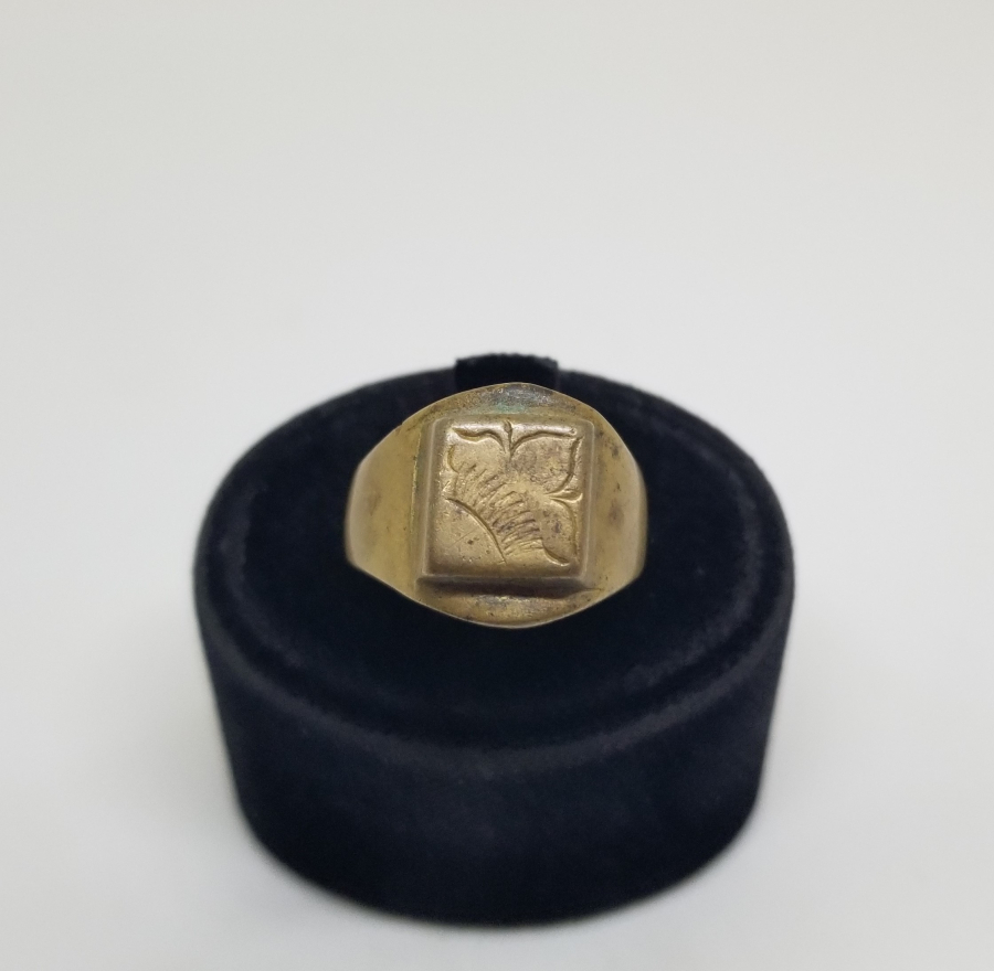 ÜZERİ KALEM İŞÇİLİKLİ EL YAPIMI ANTİKA YÜZÜK