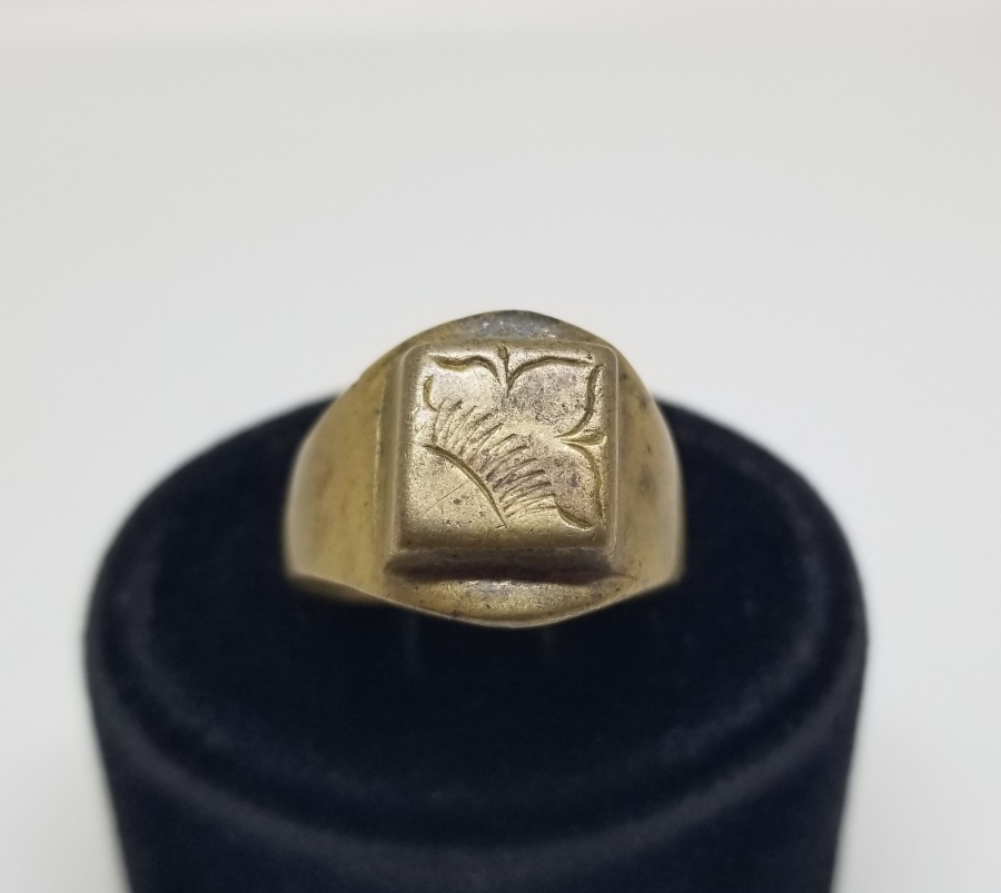 ÜZERİ KALEM İŞÇİLİKLİ EL YAPIMI ANTİKA YÜZÜK