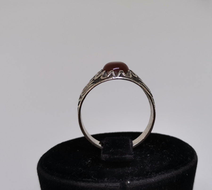 AKİK TAŞLI GÜMÜŞ YÜZÜK