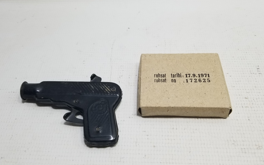 ANTİKA METAL MANTAR TABANCASI VE MANTARLARI