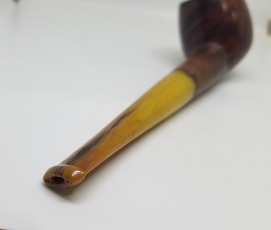 KEHRİBAR EMZİKLİ ANTİKA PİPO