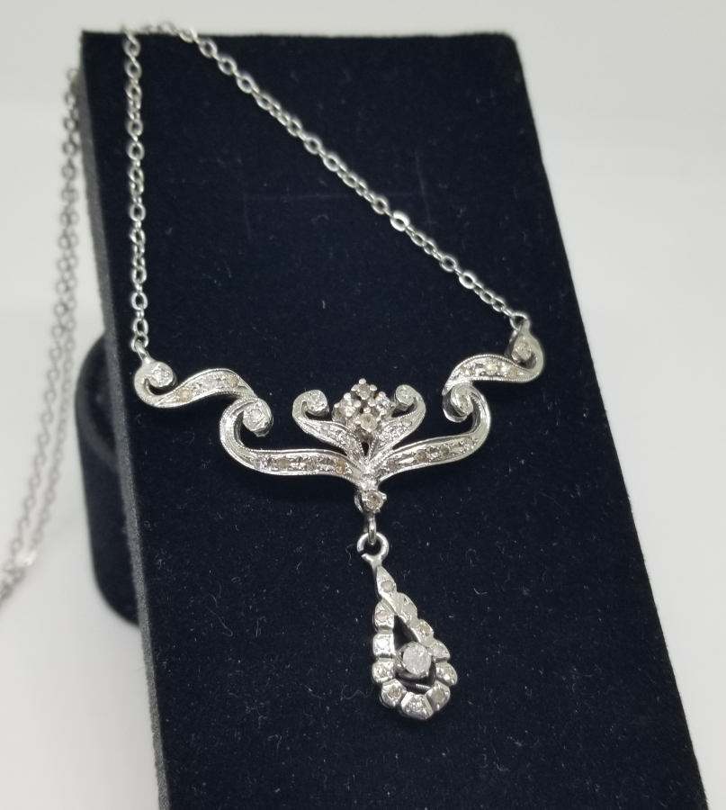 PIRLANTA TAŞLI SU DAMLASI MODELİ GERDANLIK - KOLYE