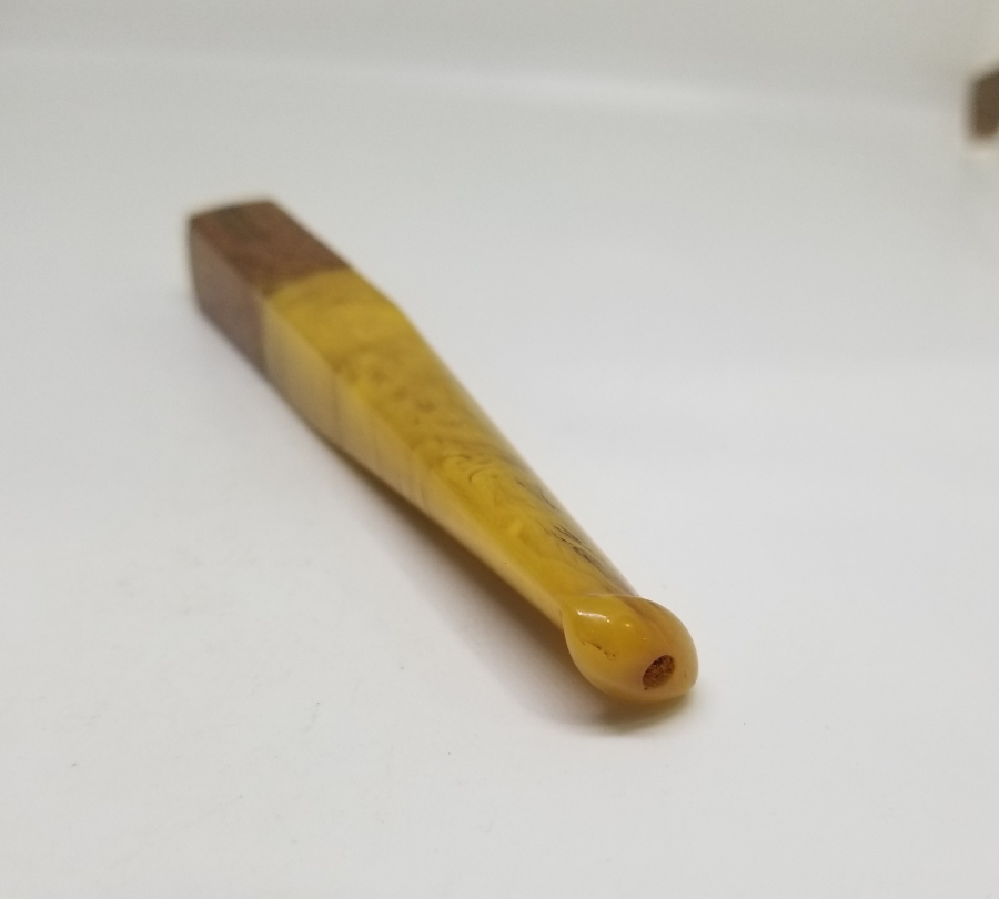 SIKMA KEHRİBAR EMZİKLİ ANTİKA SİGARA AĞIZLIĞI