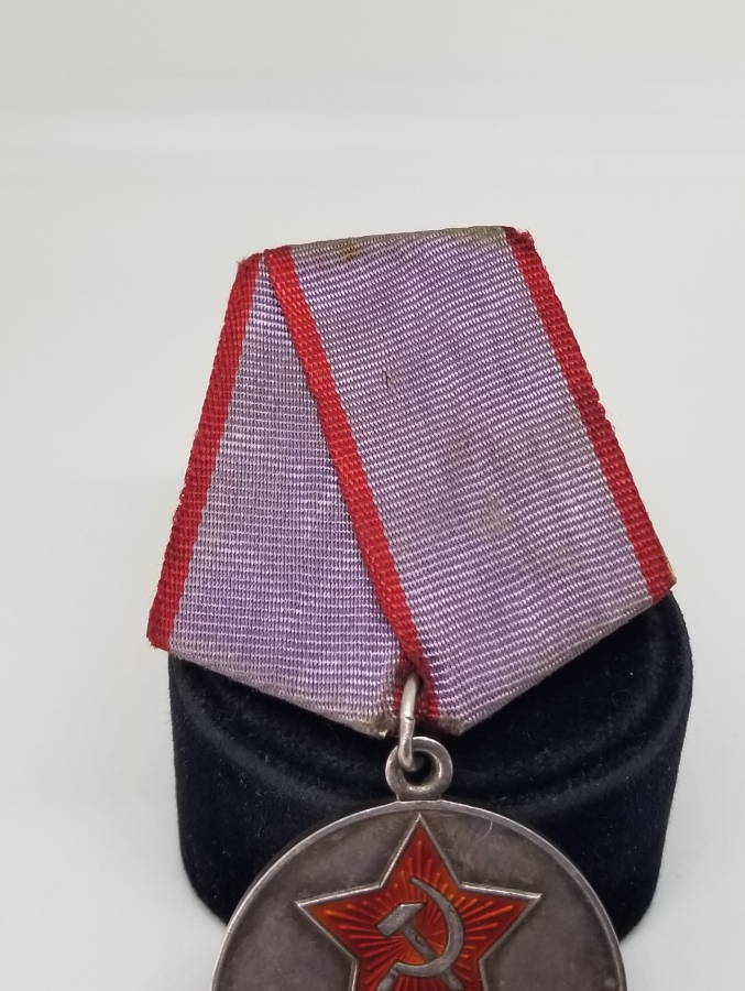 SOVYET GÜMÜŞ VE MİNELİ EMEK VE CESARET MADALYASI