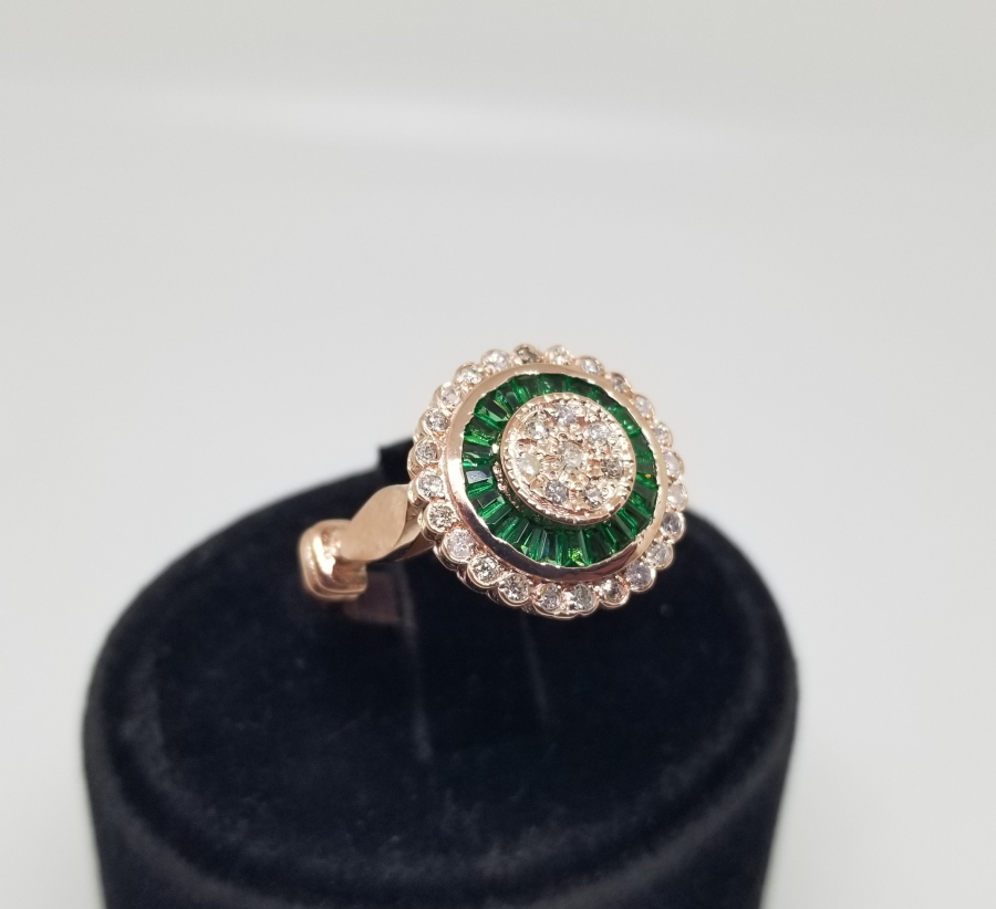 ZÜMRÜT VE PIRLANTA TAŞLI ÖZEL YAPIM  YÜZÜK