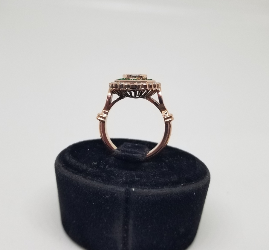 ZÜMRÜT VE PIRLANTA TAŞLI ÖZEL YAPIM  YÜZÜK