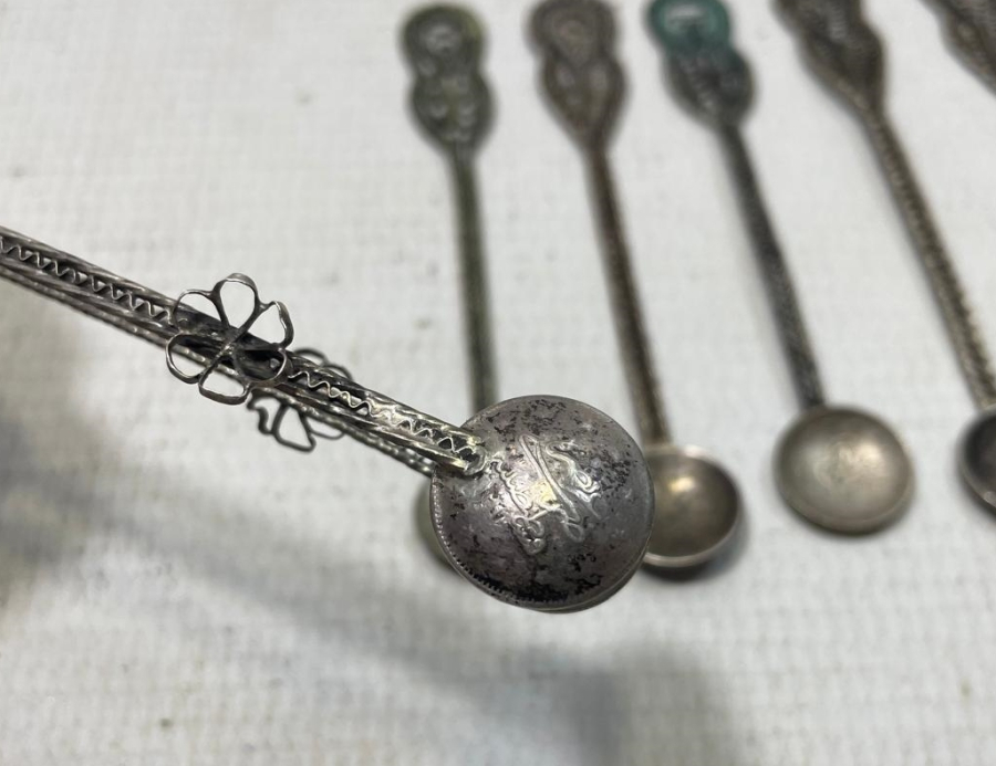 UÇLARINDA OSMANLI PARASI BULUNAN OSMANLI DÖNEMİ GÜMÜŞ ÇAY TAKIMI