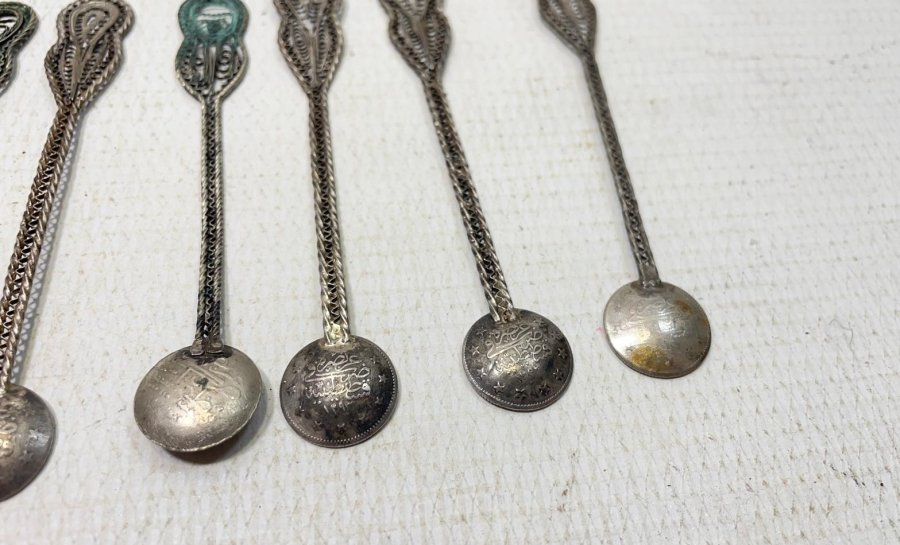 UÇLARINDA OSMANLI PARASI BULUNAN OSMANLI DÖNEMİ GÜMÜŞ ÇAY TAKIMI