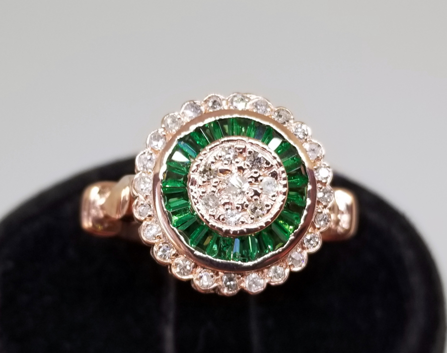 ZÜMRÜT VE PIRLANTA TAŞLI ÖZEL YAPIM  YÜZÜK