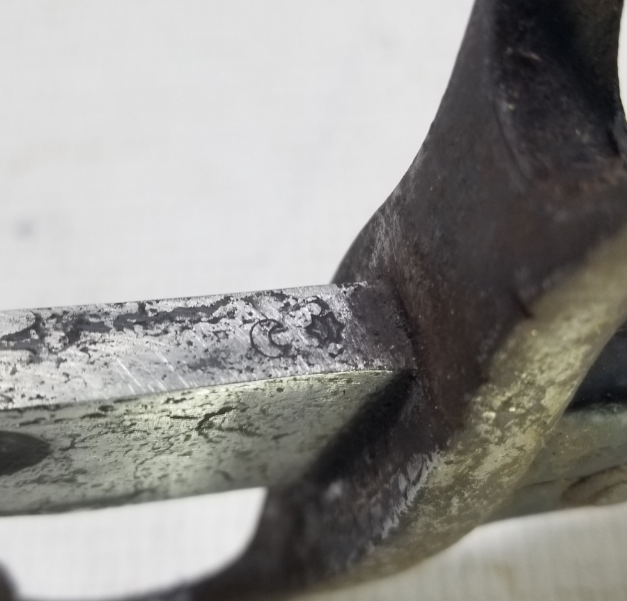 1. DÜNYA SAVAŞI DÖNEMİ OSMANLICA YAZILI VE AY YILDIZ FİGÜRLÜ TOPÇU SÜNGÜSÜ