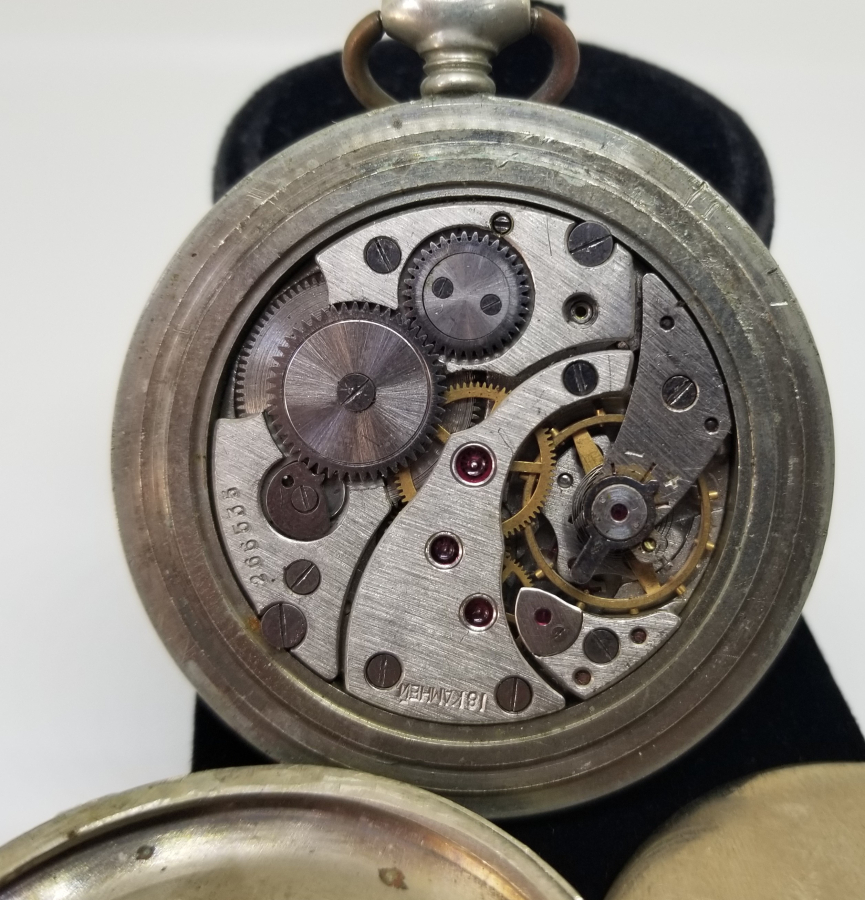 ARKASI TRENLİ SERKİSOF MARKA KURMALI CEP SAATİ