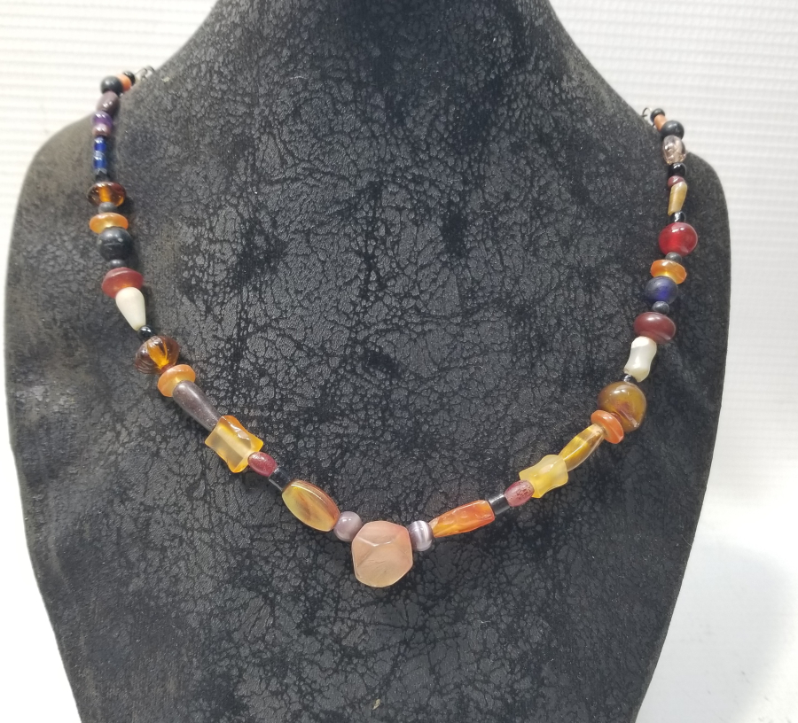 OSMANLI DÖNEMİ DOĞAL TAŞ BONCUKLARDAN YAPILMIŞ GERDANLIK