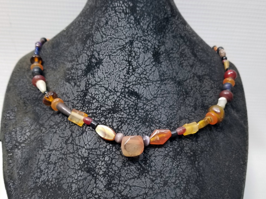 OSMANLI DÖNEMİ DOĞAL TAŞ BONCUKLARDAN YAPILMIŞ GERDANLIK