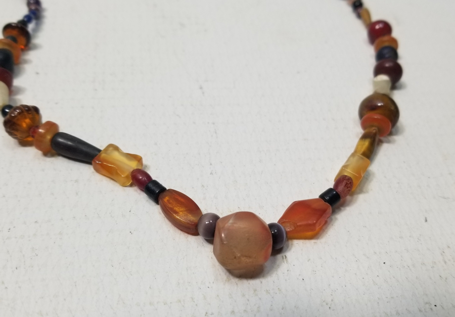 OSMANLI DÖNEMİ DOĞAL TAŞ BONCUKLARDAN YAPILMIŞ GERDANLIK