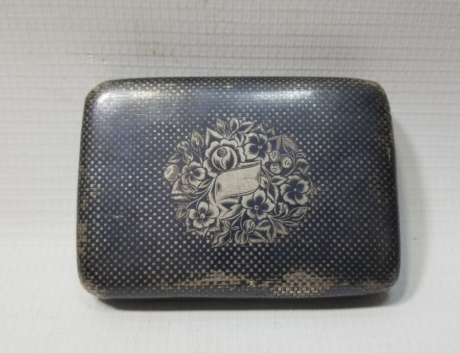 ÜZERİ OSMANLICA YAZILI VE TUĞRALI VAN DAMGALI GÜMÜŞ SİGARA TABAKASI