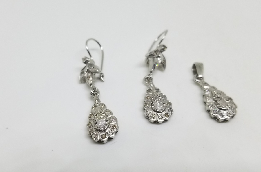 DAMLA MODEL PIRLANTA TAŞLI ÖZEL YAPIM KOLYE KÜPE TAKIMI