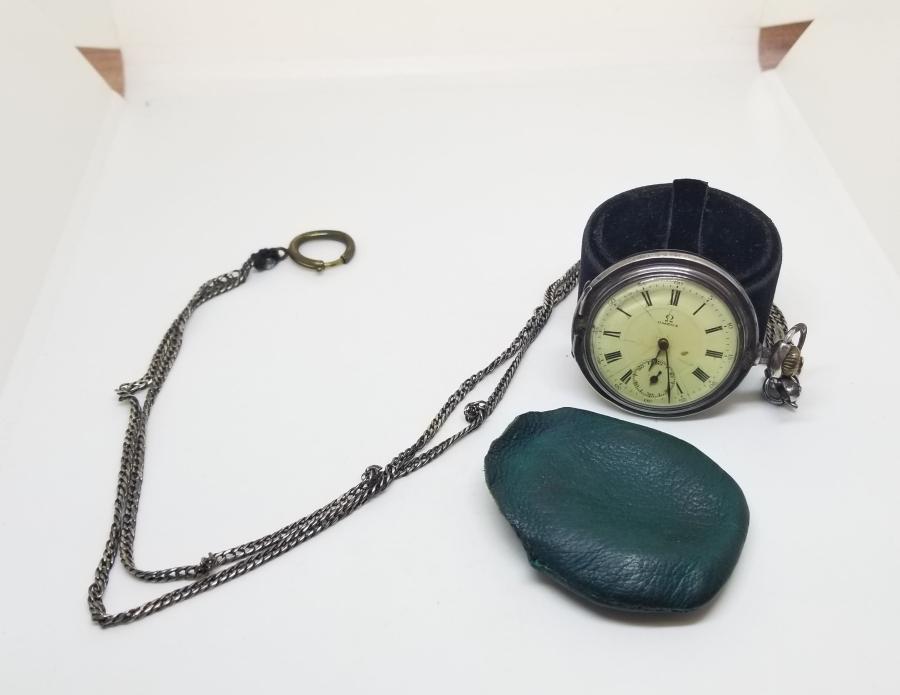 ORİJİNAL GÜMÜŞ KÖSTEĞİYLE KURMALI OMEGA CEP SAATİ