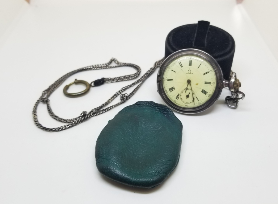 ORİJİNAL GÜMÜŞ KÖSTEĞİYLE KURMALI OMEGA CEP SAATİ