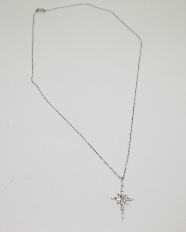 ŞİMAL YILDIZI FORMLU ÖZEL YAPIM PIRLANTA TAŞLI KOLYE