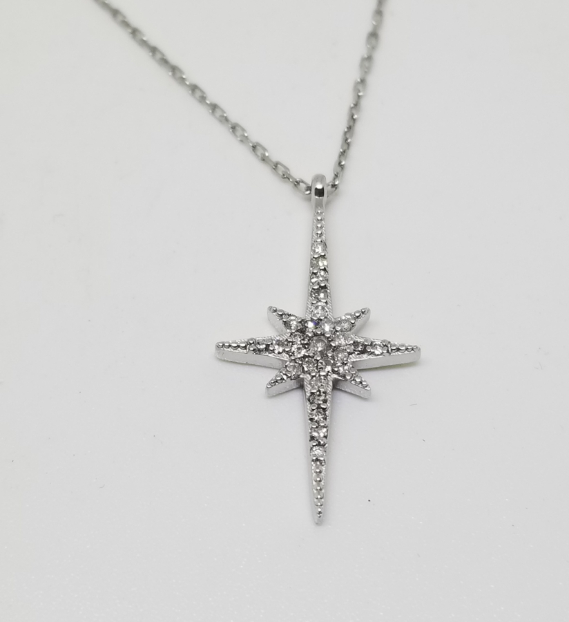 ŞİMAL YILDIZI FORMLU ÖZEL YAPIM PIRLANTA TAŞLI KOLYE