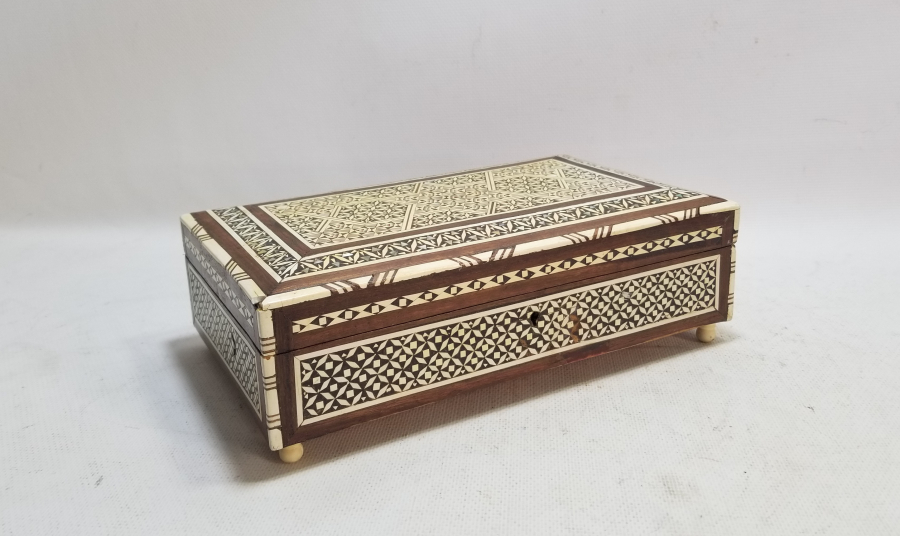 EL YAPIMI ANTİKA MARKÜTERİ MÜCEVHER KUTUSU