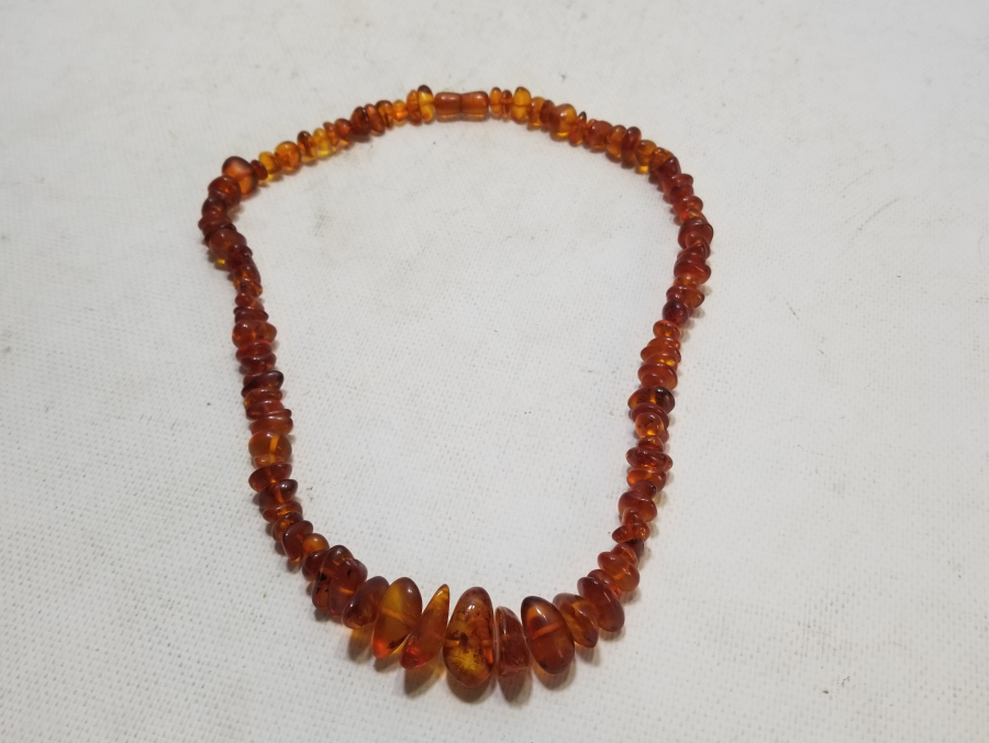 İÇİ FOSİLLİ ÖZEL YAPIM ANTİKA DAMLA KEHRİBAR GERDANLIK