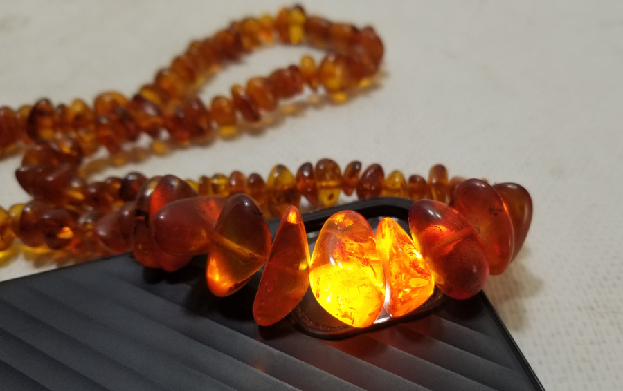 İÇİ FOSİLLİ ÖZEL YAPIM ANTİKA DAMLA KEHRİBAR GERDANLIK