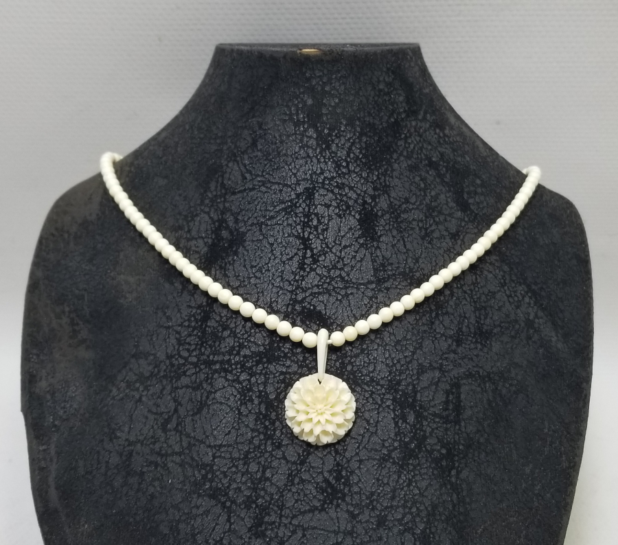 OSMANLI DÖNEMİ EL OYMA İŞÇİLİKLİ FİLDİŞİ GERDANLIK