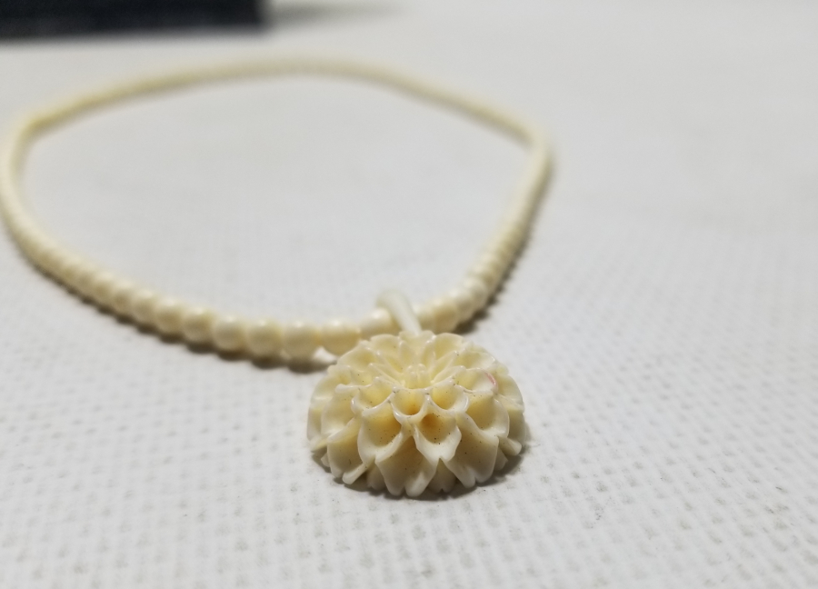 OSMANLI DÖNEMİ EL OYMA İŞÇİLİKLİ FİLDİŞİ GERDANLIK