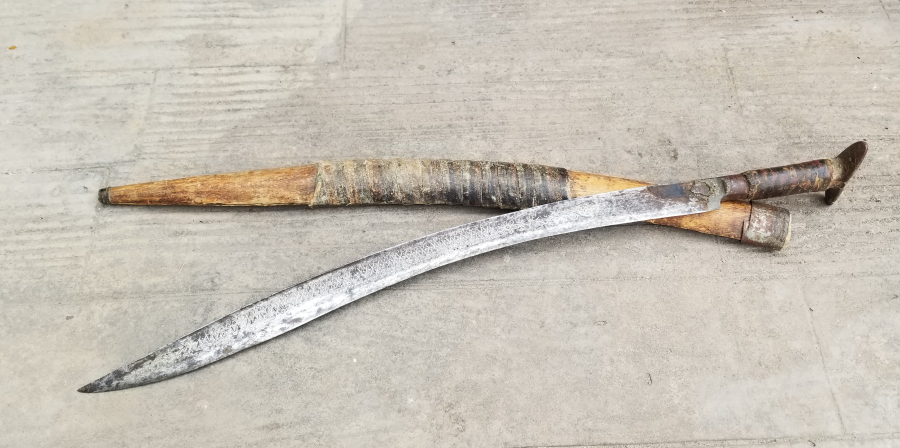 ORİJİNAL KININDA İKİ YÜZÜ GÜMÜŞ ÇAKMA İŞÇİLİKLİ YENİÇERİ KILICI